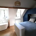 Дом отдыха La Canopee De *